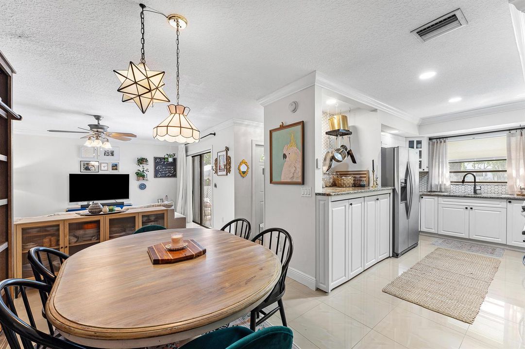 Kitchen/Dining