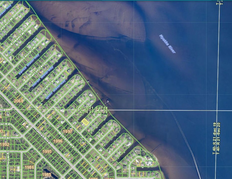For Sale: $310,000 (0.25 acres)