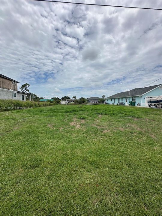 For Sale: $310,000 (0.25 acres)