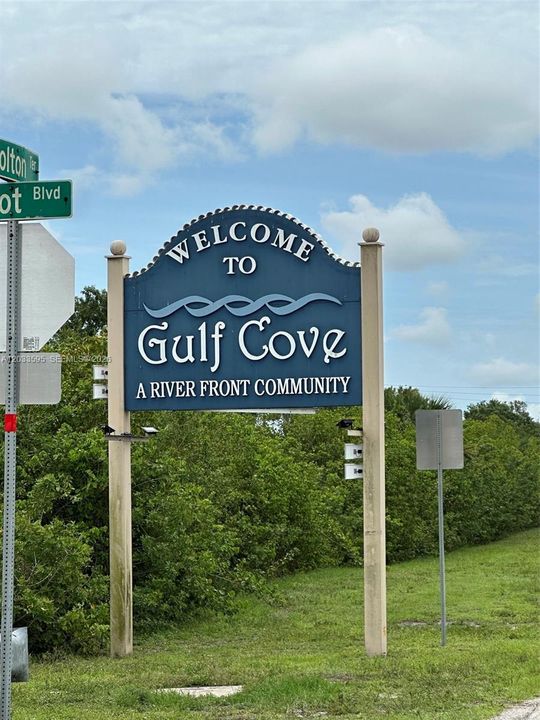 For Sale: $310,000 (0.25 acres)