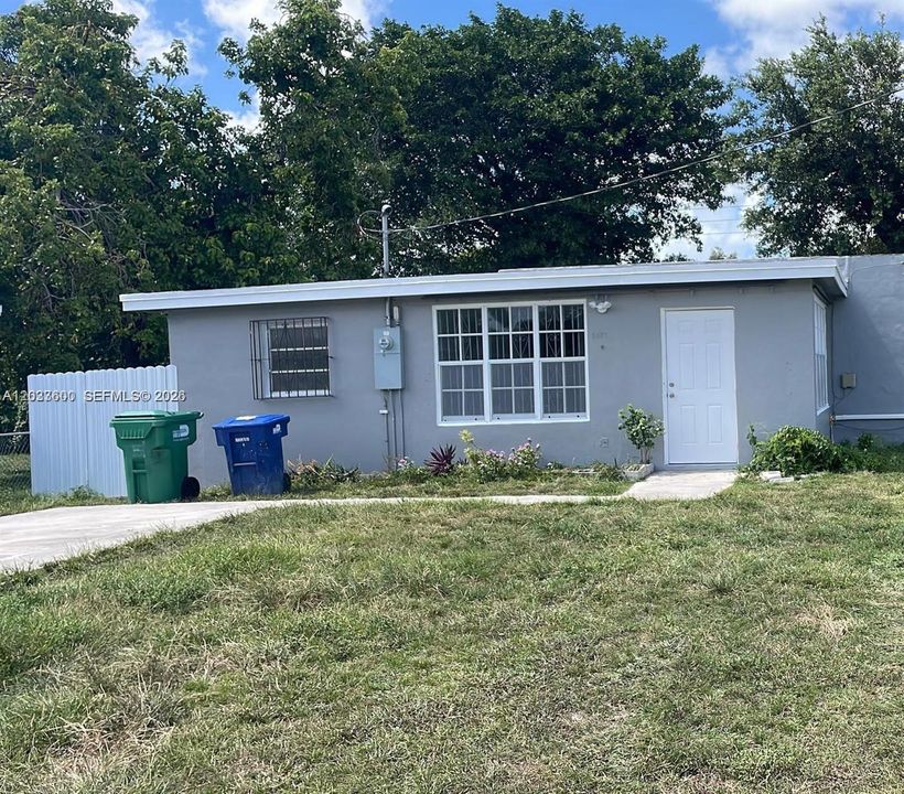 For Sale: $540,000 (3 beds, 2 baths, 1422 Square Feet)