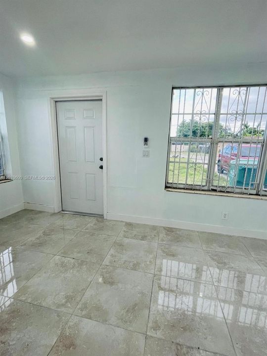 For Sale: $540,000 (3 beds, 2 baths, 1422 Square Feet)