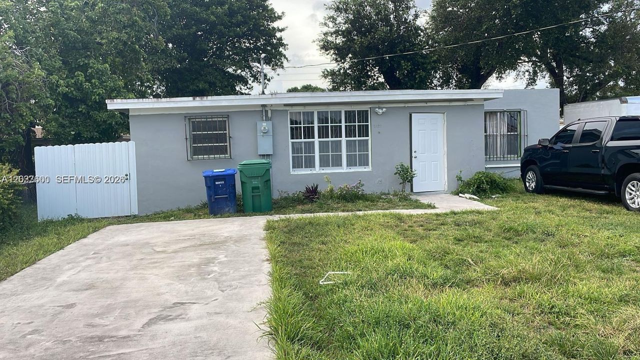 For Sale: $540,000 (3 beds, 2 baths, 1422 Square Feet)