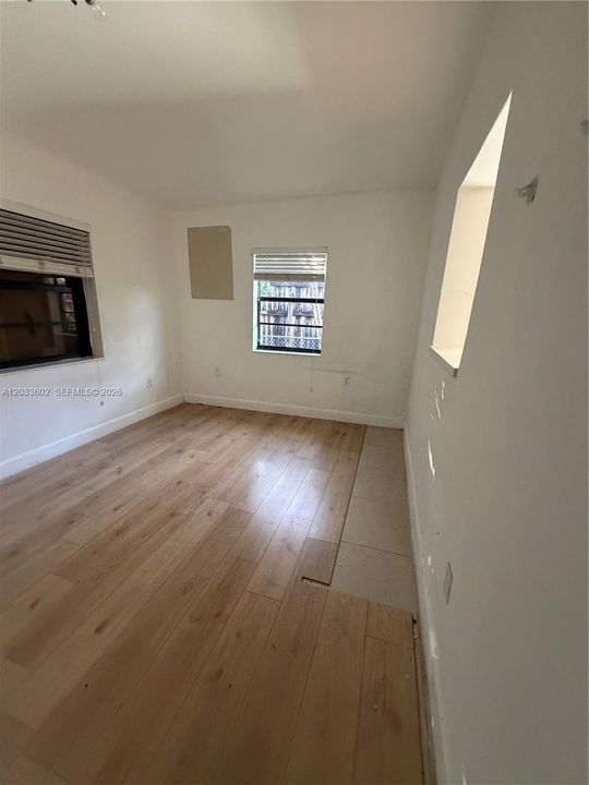 En Venta: $899,900 (3 camas, 2 baños, 1580 Pies cuadrados)