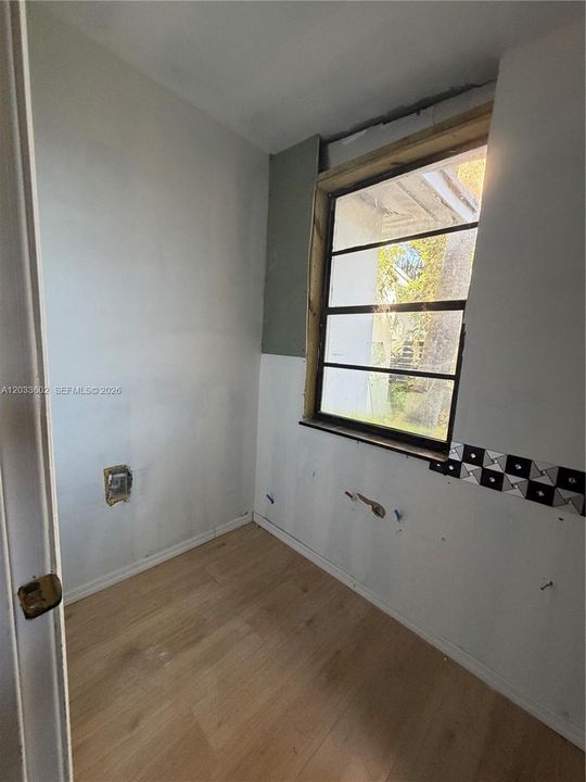 En Venta: $899,900 (3 camas, 2 baños, 1580 Pies cuadrados)