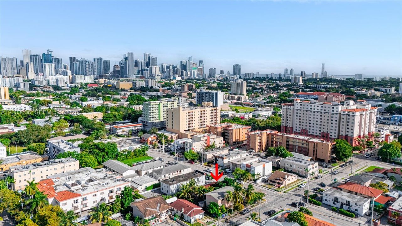 For Sale: $535,000 (2 beds, 1 baths, 1090 Square Feet)