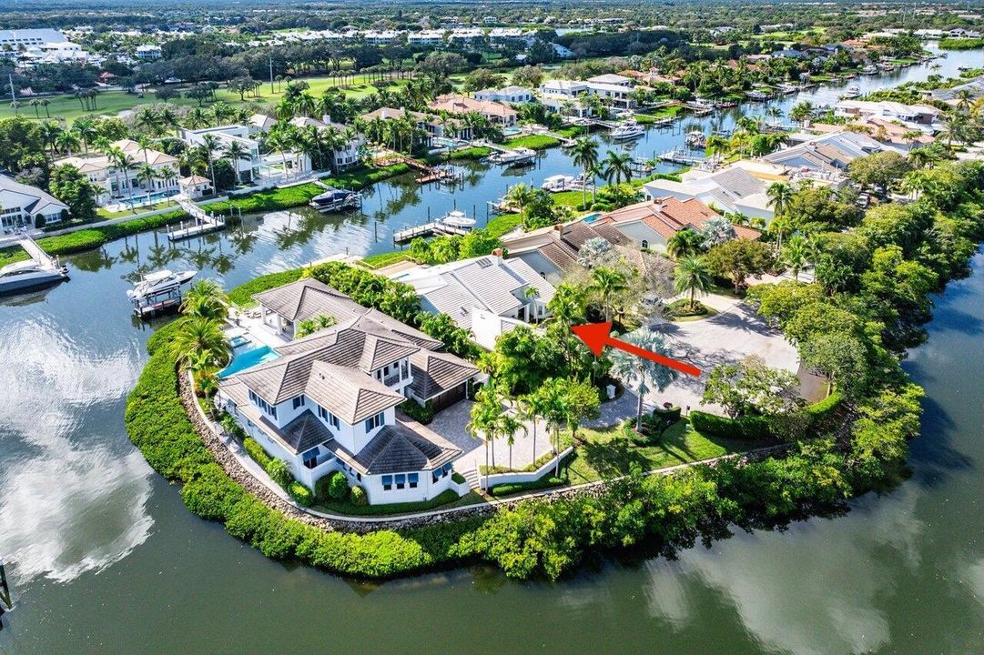 215 Island Drive