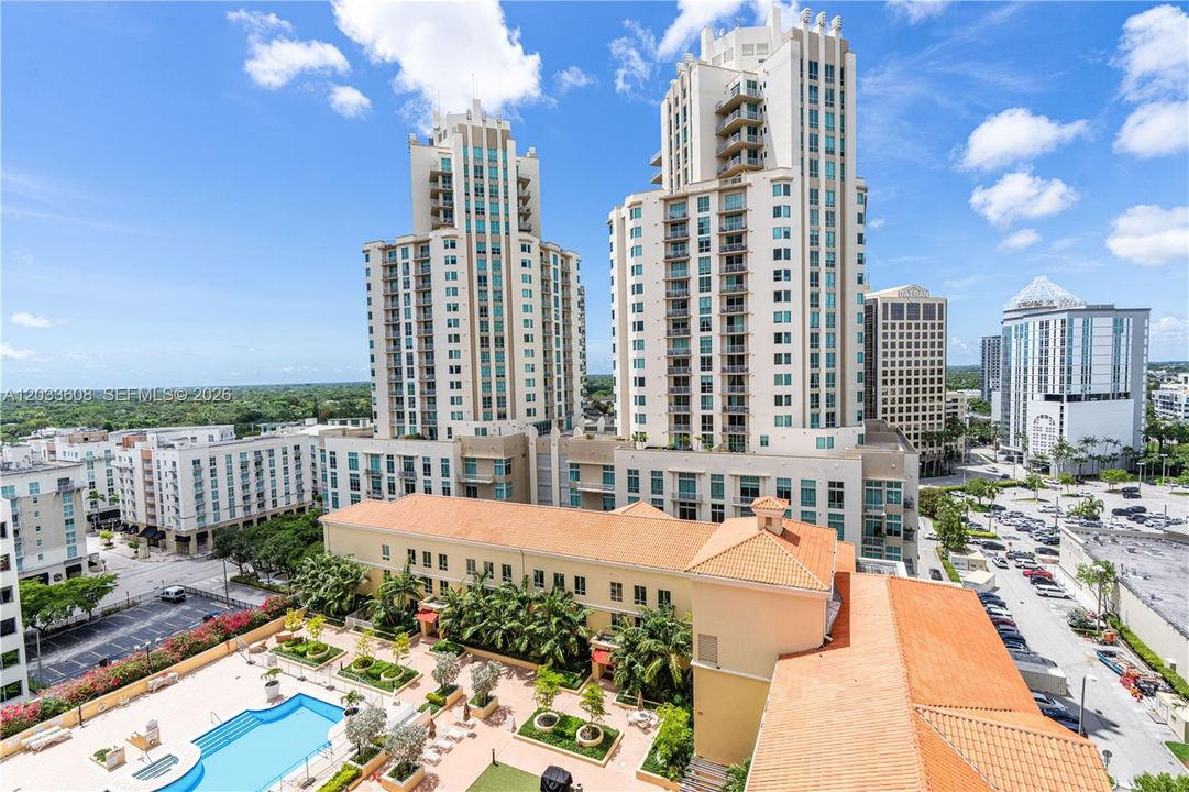 For Sale: $485,000 (2 beds, 2 baths, 1155 Square Feet)