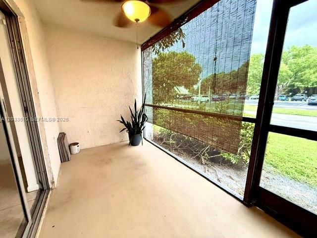 For Rent: $1,700 (1 beds, 1 baths, 764 Square Feet)