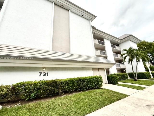 For Rent: $1,700 (1 beds, 1 baths, 764 Square Feet)