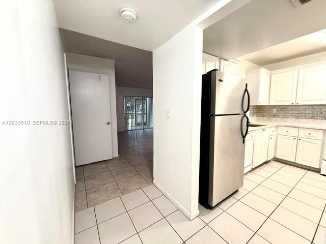 For Rent: $1,700 (1 beds, 1 baths, 764 Square Feet)
