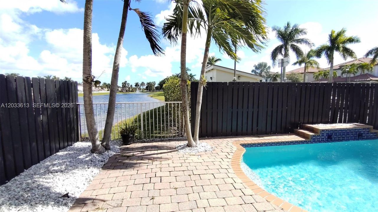 For Sale: $1,190,000 (5 beds, 3 baths, 2863 Square Feet)