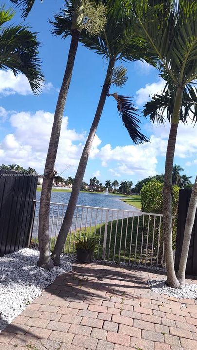 For Sale: $1,190,000 (5 beds, 3 baths, 2863 Square Feet)