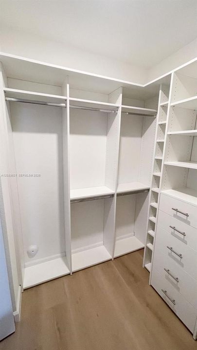 В аренду: $4,400 (4 спален, 2 ванн, 2205 Квадратных фут)
