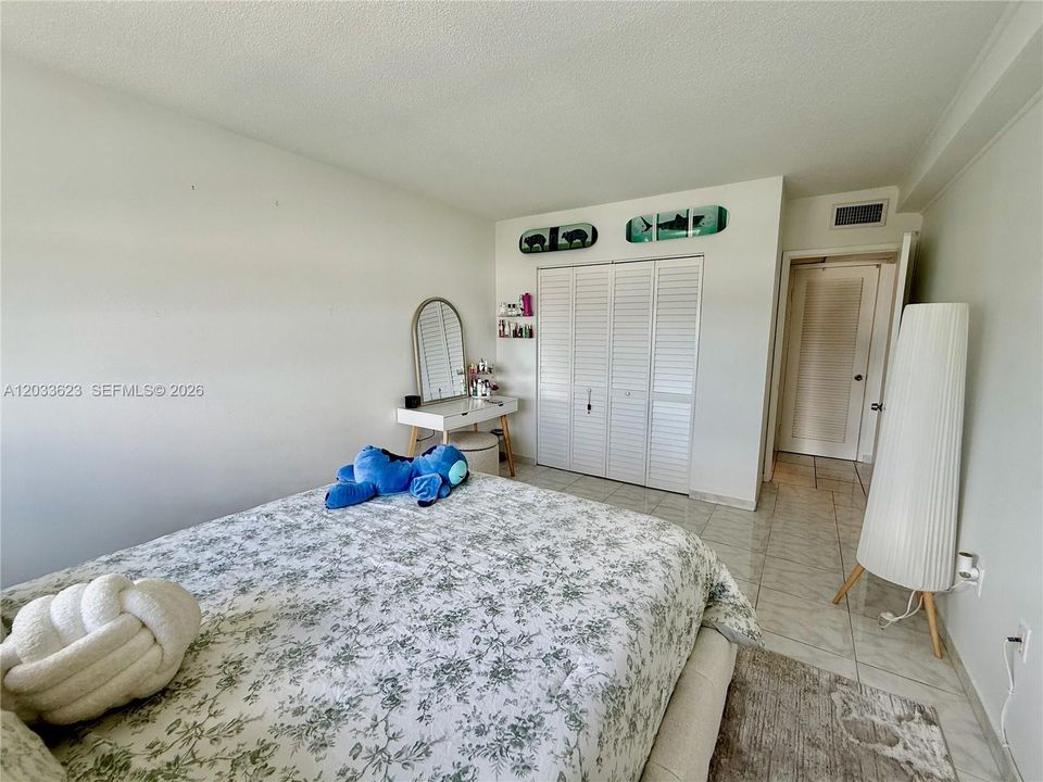 En Venta: $252,000 (1 camas, 1 baños, 705 Pies cuadrados)