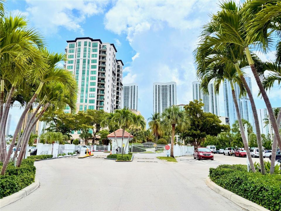 En Venta: $252,000 (1 camas, 1 baños, 705 Pies cuadrados)