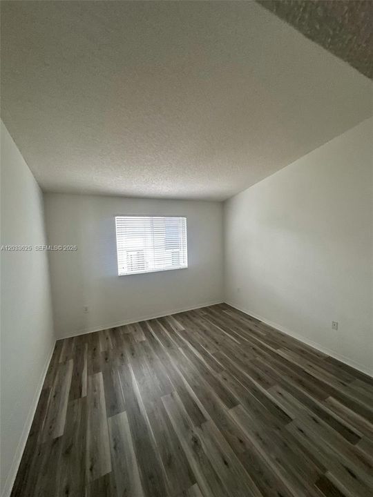 En Renta: $2,300 (2 camas, 2 baños, 950 Pies cuadrados)