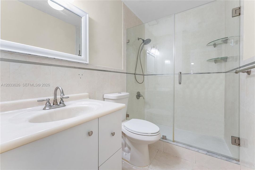 For Rent: $3,100 (3 beds, 2 baths, 1429 Square Feet)