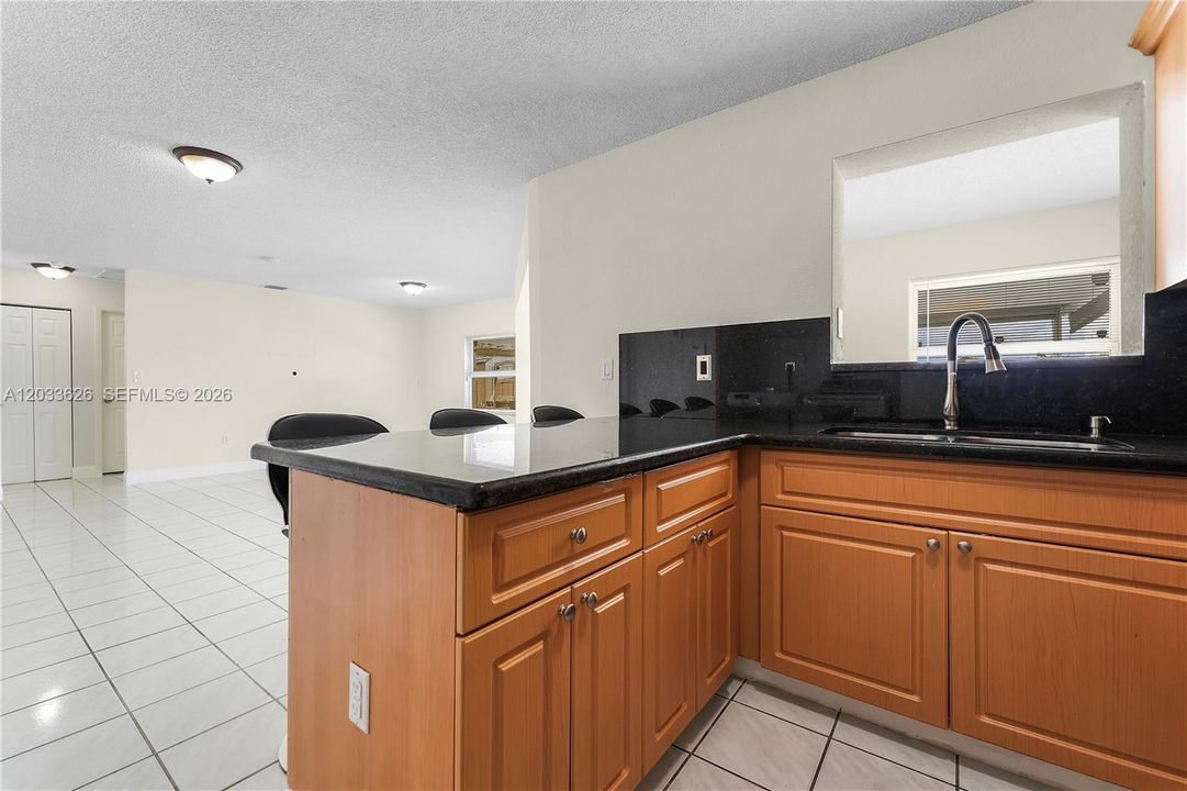 For Rent: $3,100 (3 beds, 2 baths, 1429 Square Feet)