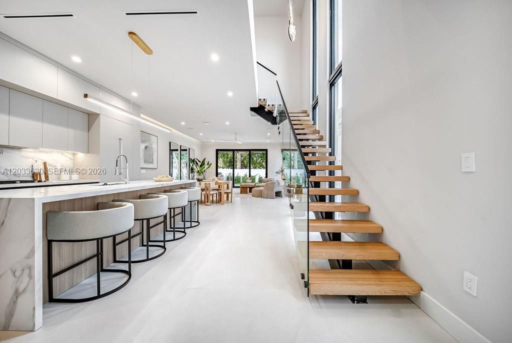 For Sale: $1,675,000 (3 beds, 3 baths, 2623 Square Feet)