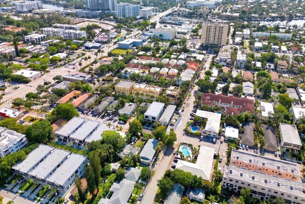 For Sale: $1,675,000 (3 beds, 3 baths, 2623 Square Feet)