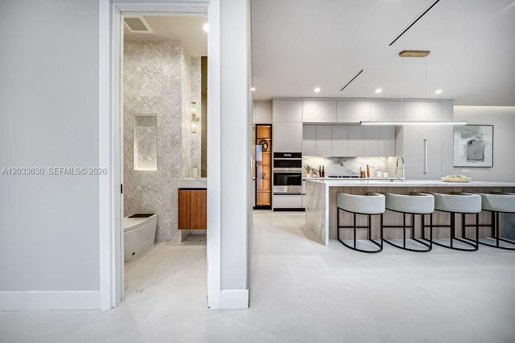 For Sale: $1,675,000 (3 beds, 3 baths, 2623 Square Feet)