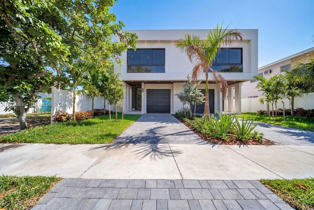 For Sale: $1,675,000 (3 beds, 3 baths, 2623 Square Feet)