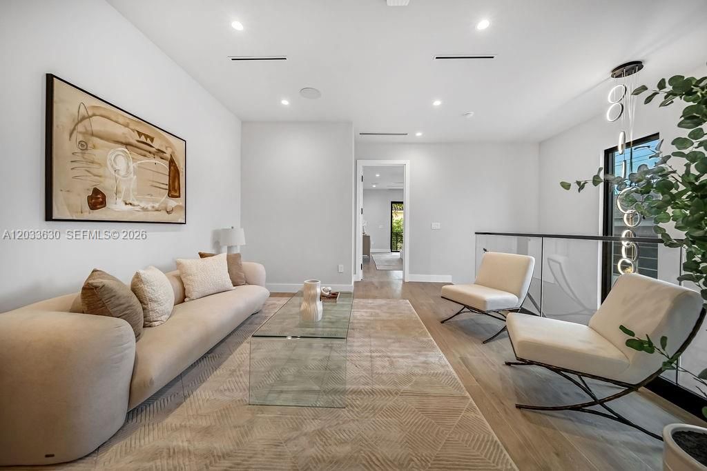 For Sale: $1,675,000 (3 beds, 3 baths, 2623 Square Feet)