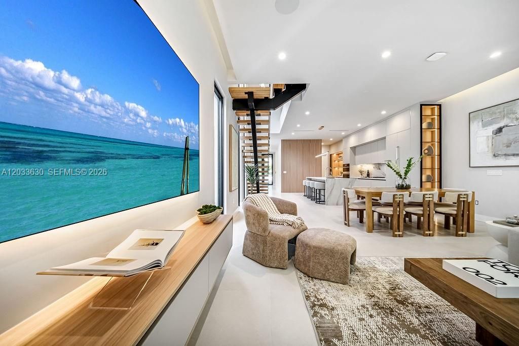 For Sale: $1,675,000 (3 beds, 3 baths, 2623 Square Feet)