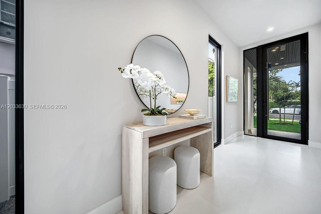 For Sale: $1,675,000 (3 beds, 3 baths, 2623 Square Feet)