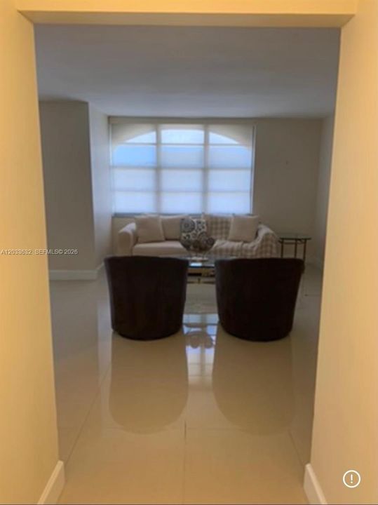 For Rent: $3,000 (2 beds, 2 baths, 1165 Square Feet)