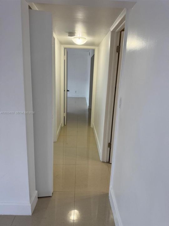 For Rent: $3,000 (2 beds, 2 baths, 1165 Square Feet)