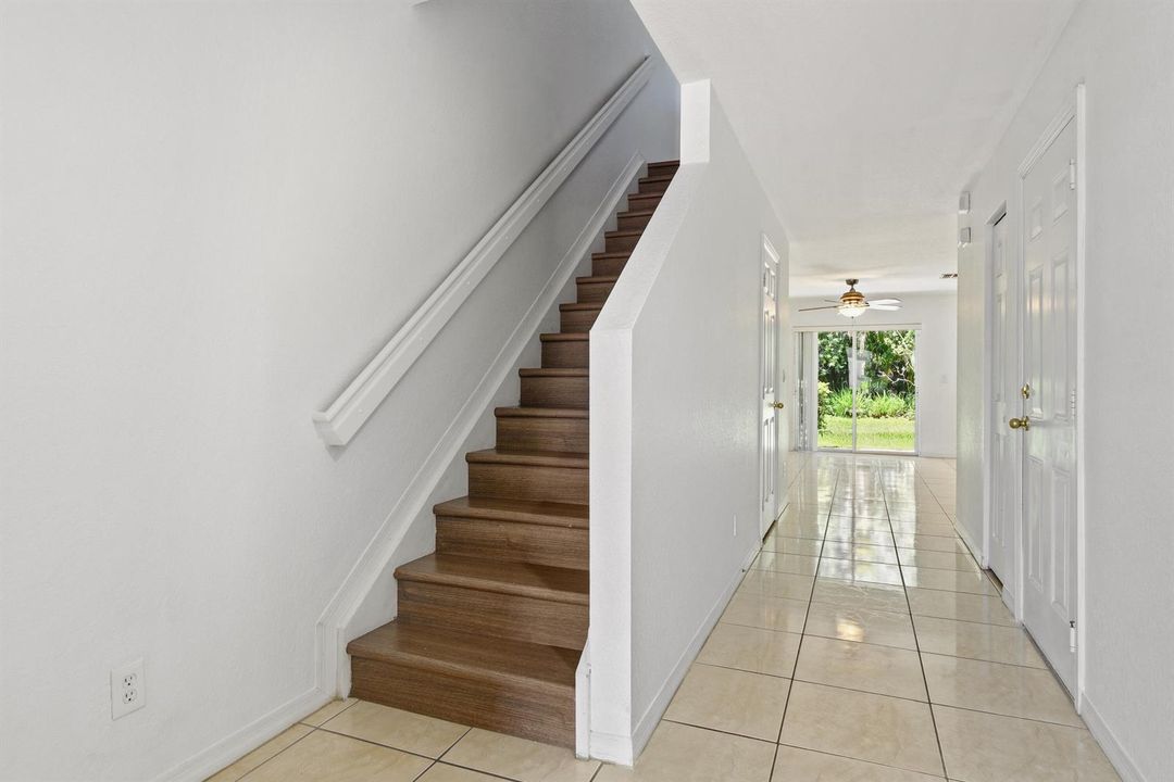 2257 SW Marshfield Ct_Vinesha Clark_2 co