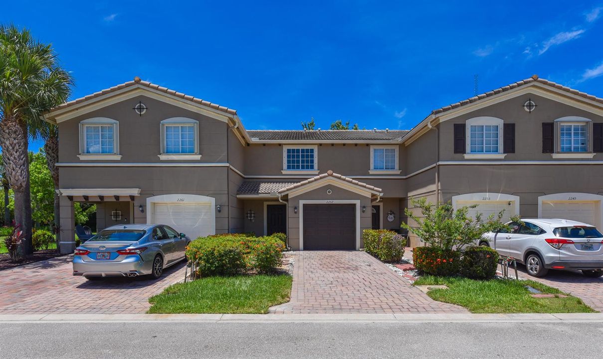 2257 SW Marshfield Ct_Vinesha Clark_3