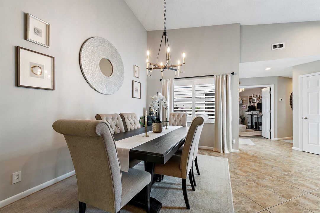 011-2387SWFoxpointWay-PalmCity-SMALL