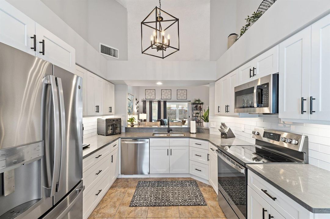 013-2387SWFoxpointWay-PalmCity-SMALL