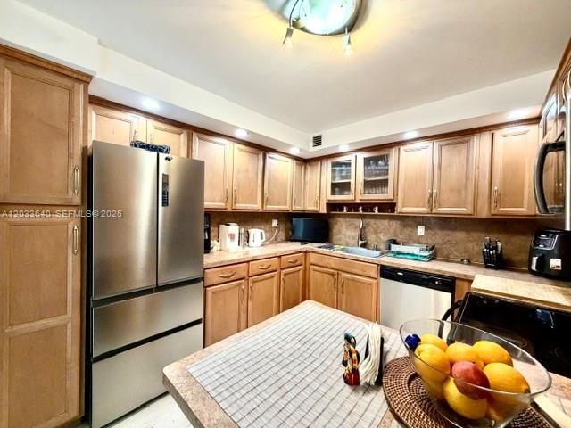 En Venta: $295,000 (2 camas, 2 baños, 1190 Pies cuadrados)