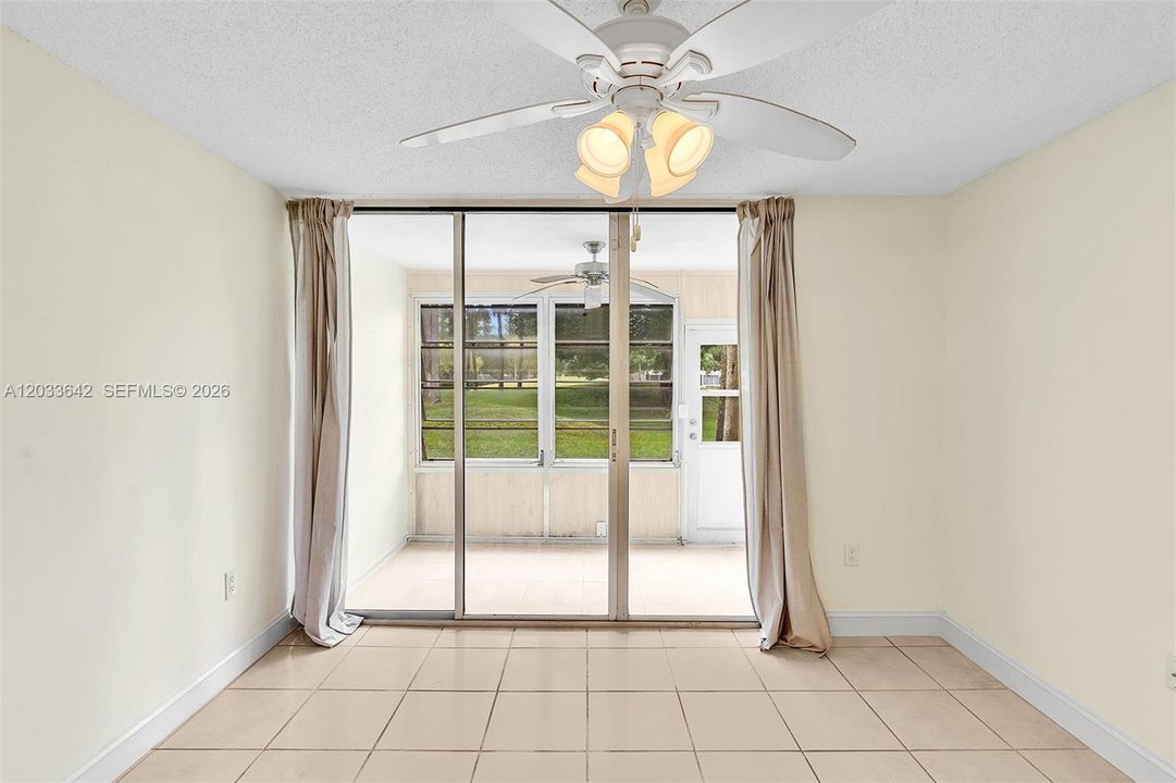 For Rent: $1,750 (1 beds, 1 baths, 850 Square Feet)
