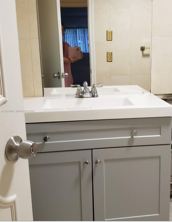 Activo con contrato: $1,700 (1 camas, 1 baños, 730 Pies cuadrados)