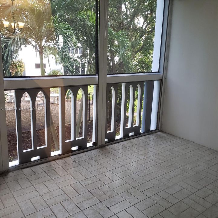 Activo con contrato: $1,700 (1 camas, 1 baños, 730 Pies cuadrados)