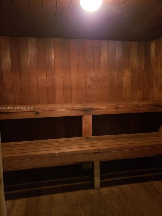 Activo con contrato: $1,700 (1 camas, 1 baños, 730 Pies cuadrados)