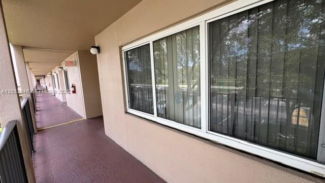 For Sale: $160,000 (1 beds, 1 baths, 1056 Square Feet)