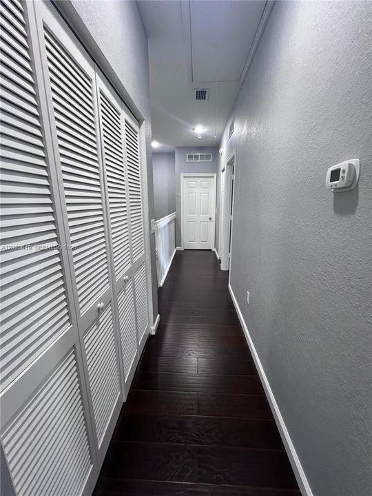For Sale: $397,000 (3 beds, 2 baths, 1672 Square Feet)