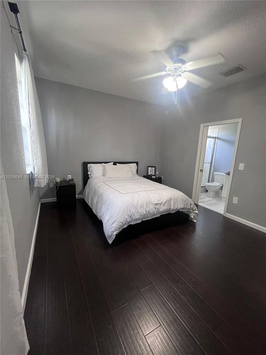For Sale: $397,000 (3 beds, 2 baths, 1672 Square Feet)