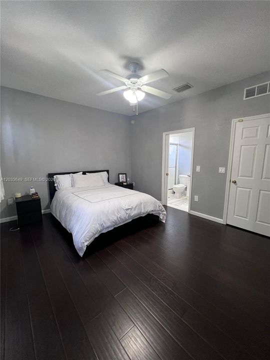For Sale: $397,000 (3 beds, 2 baths, 1672 Square Feet)