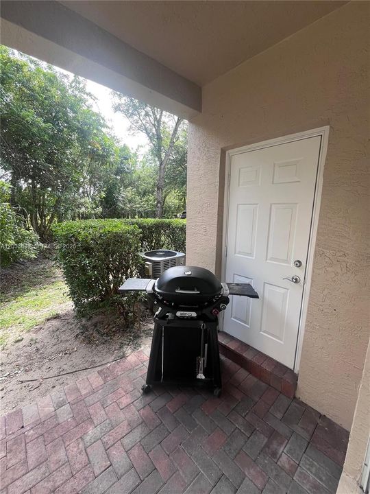 For Sale: $397,000 (3 beds, 2 baths, 1672 Square Feet)
