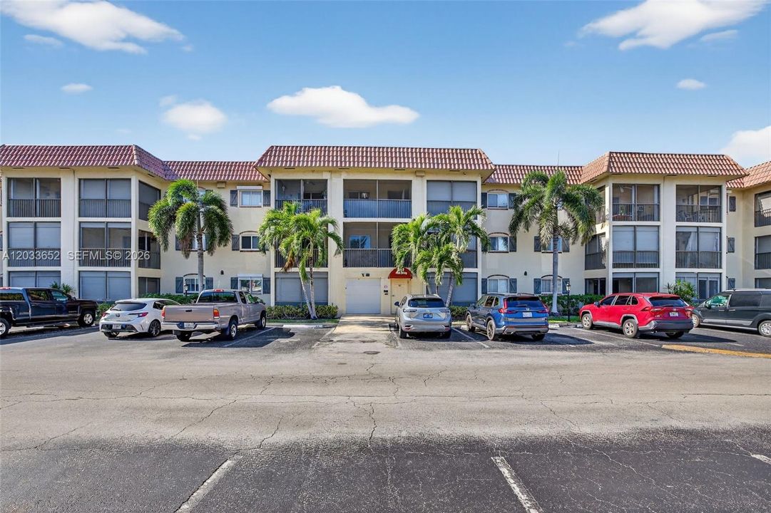 For Sale: $124,997 (1 beds, 1 baths, 675 Square Feet)