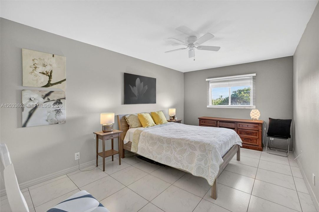 For Sale: $124,997 (1 beds, 1 baths, 675 Square Feet)