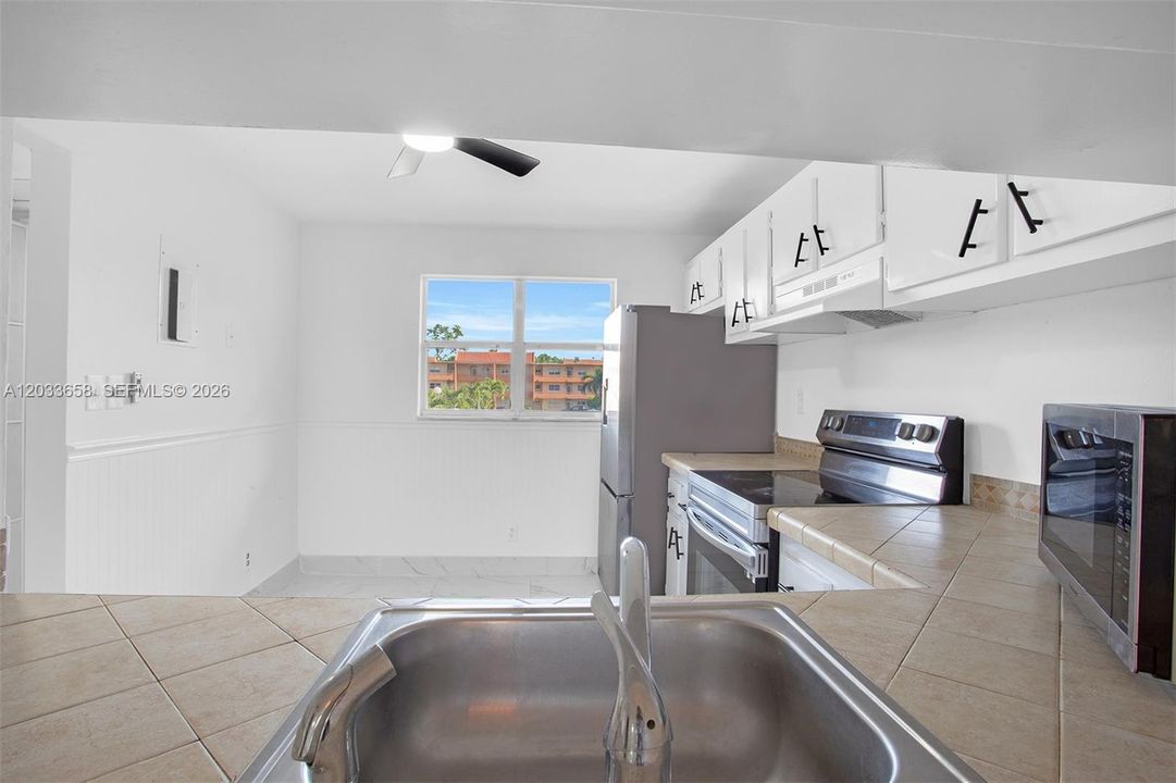 En Venta: $135,000 (2 camas, 2 baños, 920 Pies cuadrados)