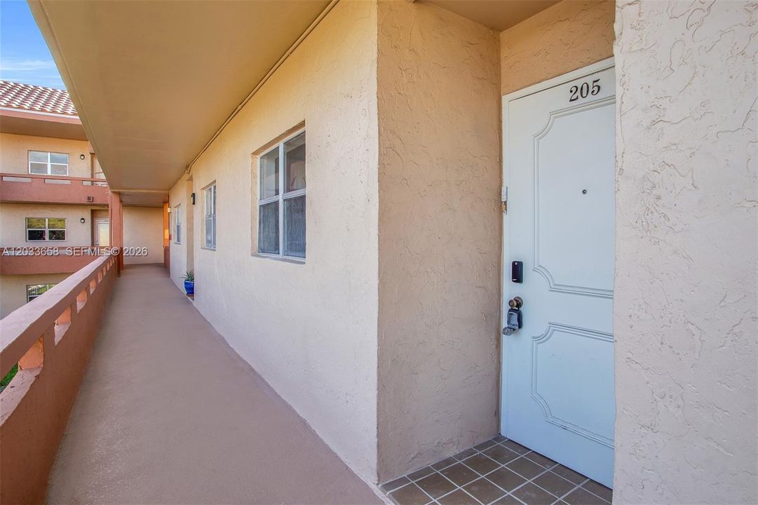 En Venta: $135,000 (2 camas, 2 baños, 920 Pies cuadrados)